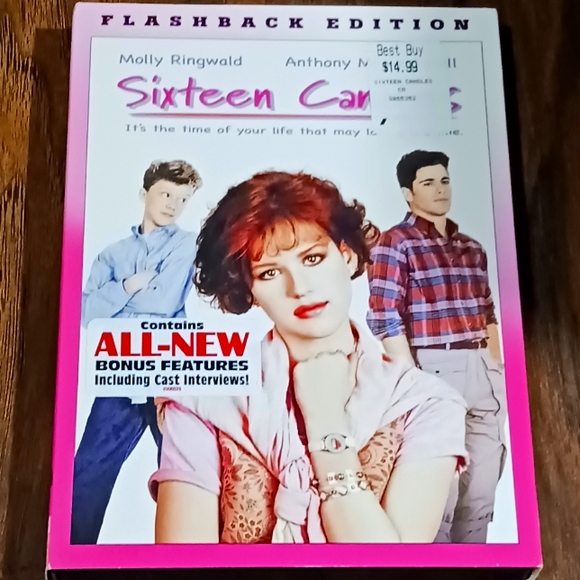 Universal Media Sixteen Candles Flashback Edition On Dvd Molly